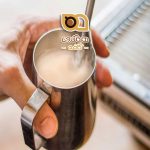فوم ساز شیر: ابزار کلیدی برای عاشقان قهوه و نوشیدنی‌های کف‌دار