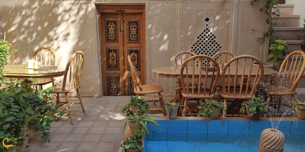 کافه‌های نزدیک حافظیه شیراز